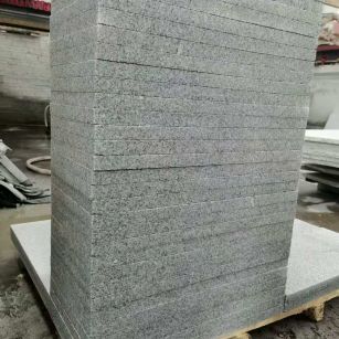 昭通 花岗岩 地铺成品300*600，尺寸标准、厚薄均匀