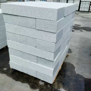 昭通 芝麻白两面荔枝面台阶石