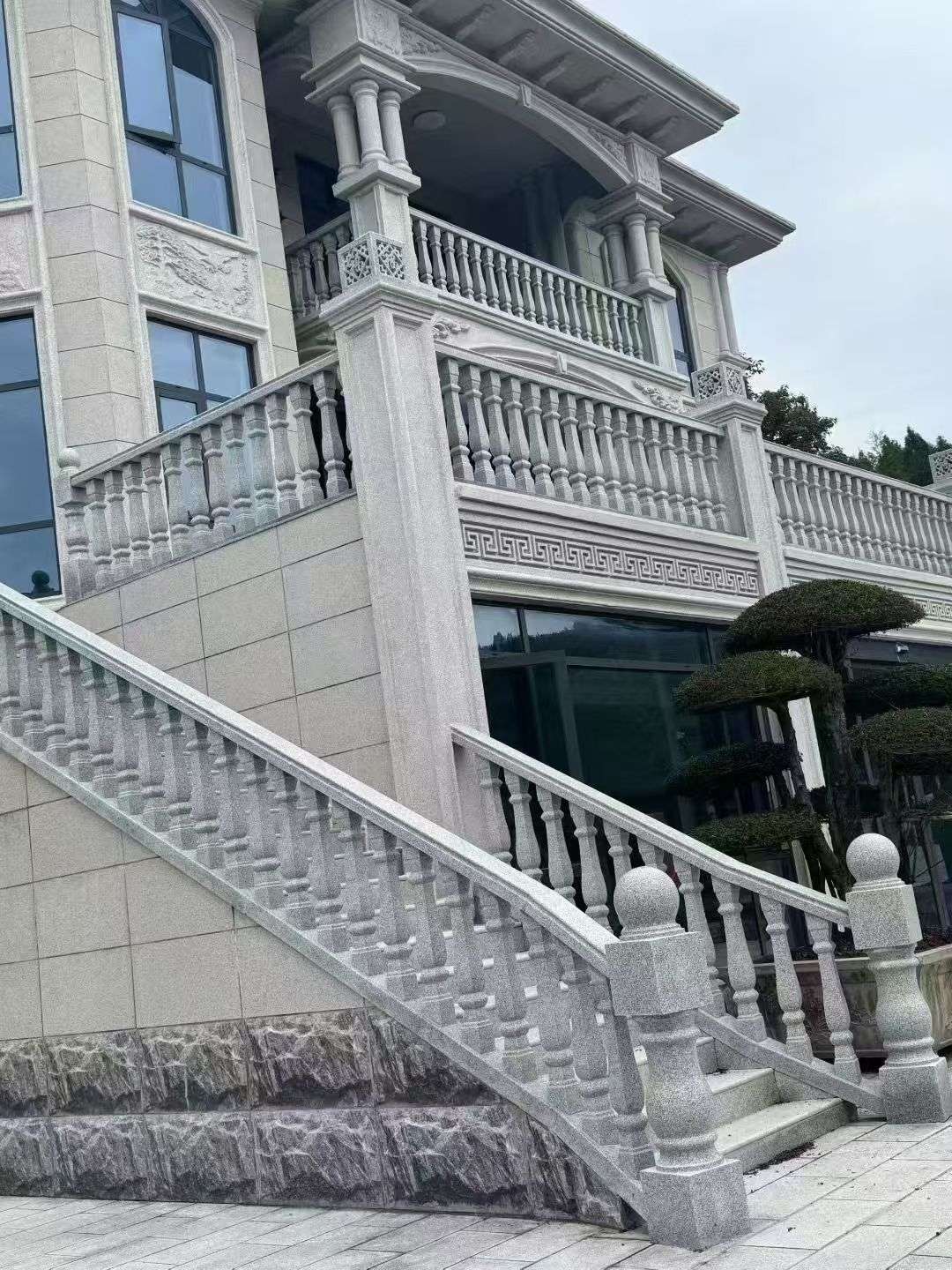 昭通 芝麻白别墅，栏杆