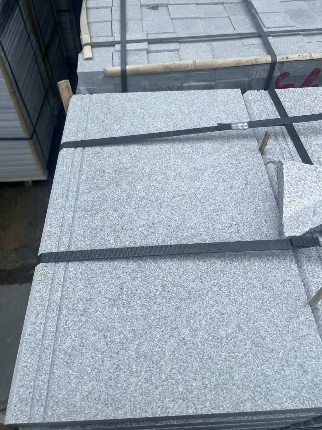 昭通 芝麻灰火烧面拉槽台阶