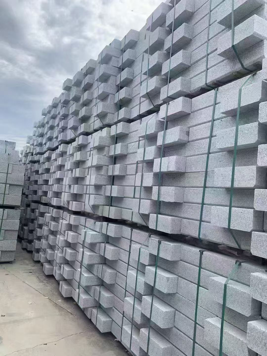 昭通 芝麻灰侧石